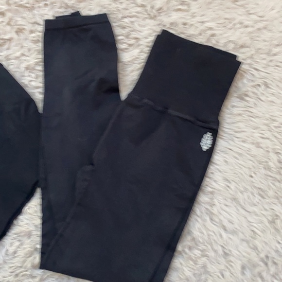 NEW🔥- 🌺free people 3 piece good karma bundle set - Picture 11 of 16